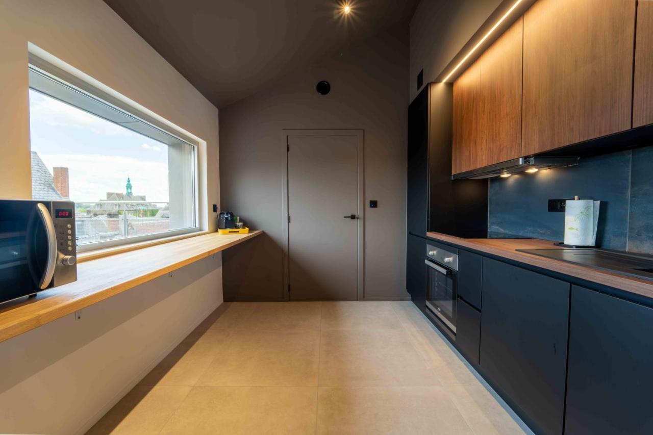 Luxury Penthouse & Terrace - Mons City Center Екстериор снимка