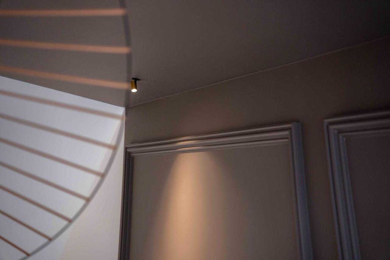 Luxury Penthouse & Terrace - Mons City Center Екстериор снимка
